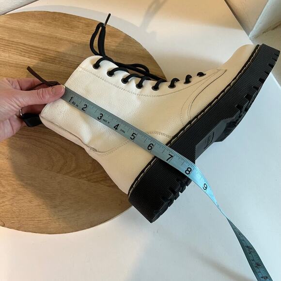 Unionbay White Vegan Leather Zipper Side Lace Up Combat Moto Boots Size 10 - Picture 9 of 12